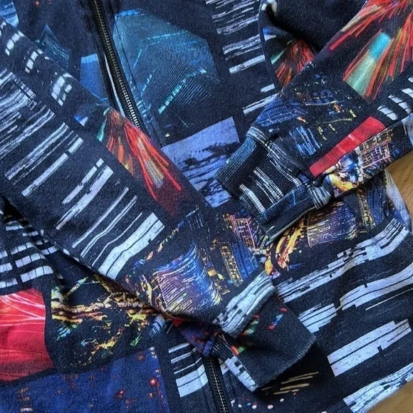 2 for $10 Art Class City Skyline Zip Up Hoodie Unisex Kids Medium 8/10 - Picture 4 of 6